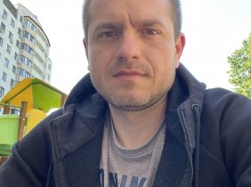 Din inimǎ pentru Pavel Stolear