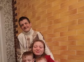 Din inimǎ pentru familia Poroșenco