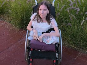 Din inimǎ pentru Stela Tanase