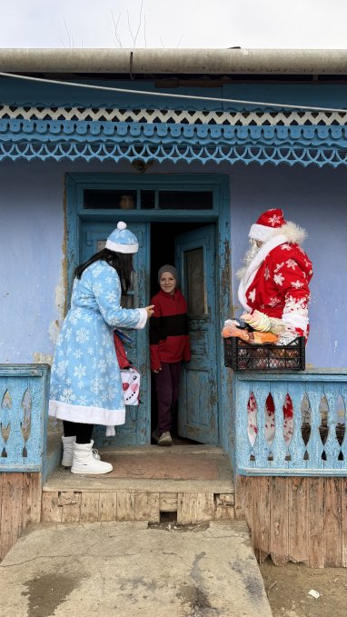 Un altfel de Crăciun organizat, împreună cu donatorii fundației Caritate.MD